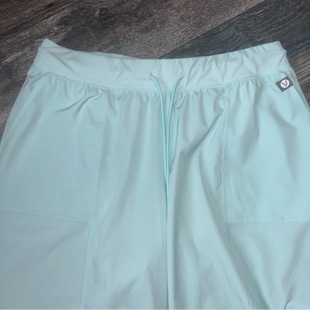 Livi By Lane Bryant Activewear Women’s 16 Mint Green Cropped Pants Lightweight - Picture 2 of 7